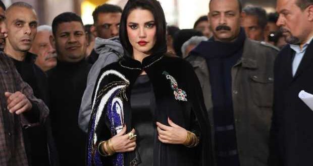 الاعلامية فجر السعيد تفتح النار على “درة زروق” وتنتقد أداءها في مسلسل “علي كلاي”.. - المصدر تونس