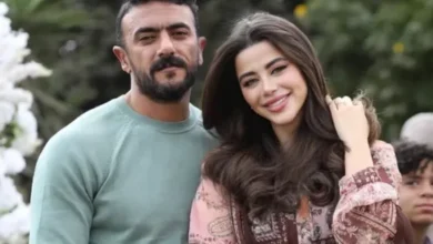 بطلة مسلسل “علي كلاي”/ والد أحمد العوضي يفجرها ويكشف حقيقة استعداد ابنه للزواج من يارا السكري..#خبر_عاجل - المصدر تونس