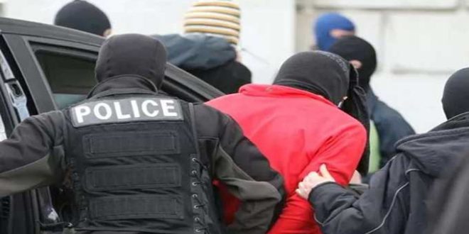 المهدية: إيقاف 9 أنفار من بينهم إطار سام بالوظيفة العمومية وعوني أمن - المصدر تونس