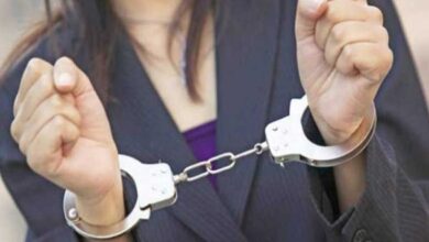 تستدرج الشبان عبر ”فيسبوك” وهذا ما تفعله بهم: تفاصيل الإطاحة بفتاة تتزعم عصابة بمنوبة..#خبر_عاجل - المصدر تونس